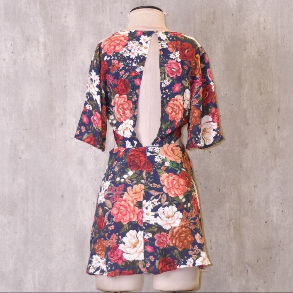 Farm Rio Dress - Picture 5 of 8